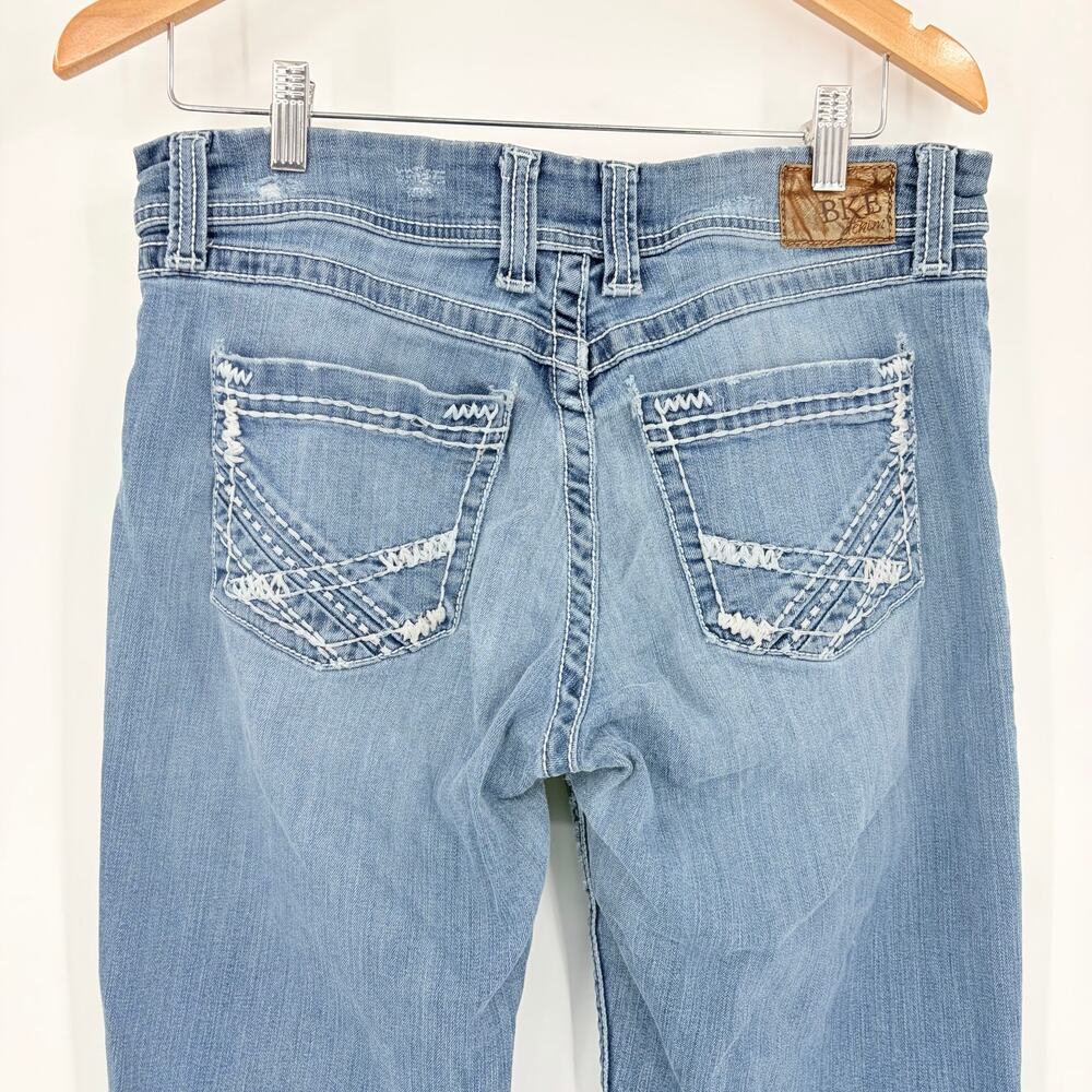 BKE Harper Distressed Bootcut Jeans Sz 31Lx33.5 Embroidered Buckle Y2K Country